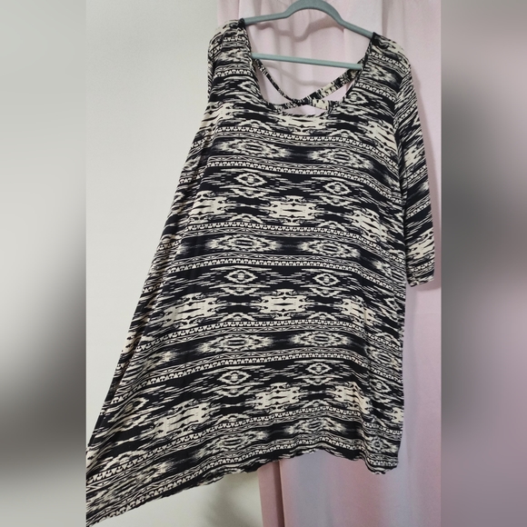 Wet seal plus + shift style dress - Picture 2 of 6